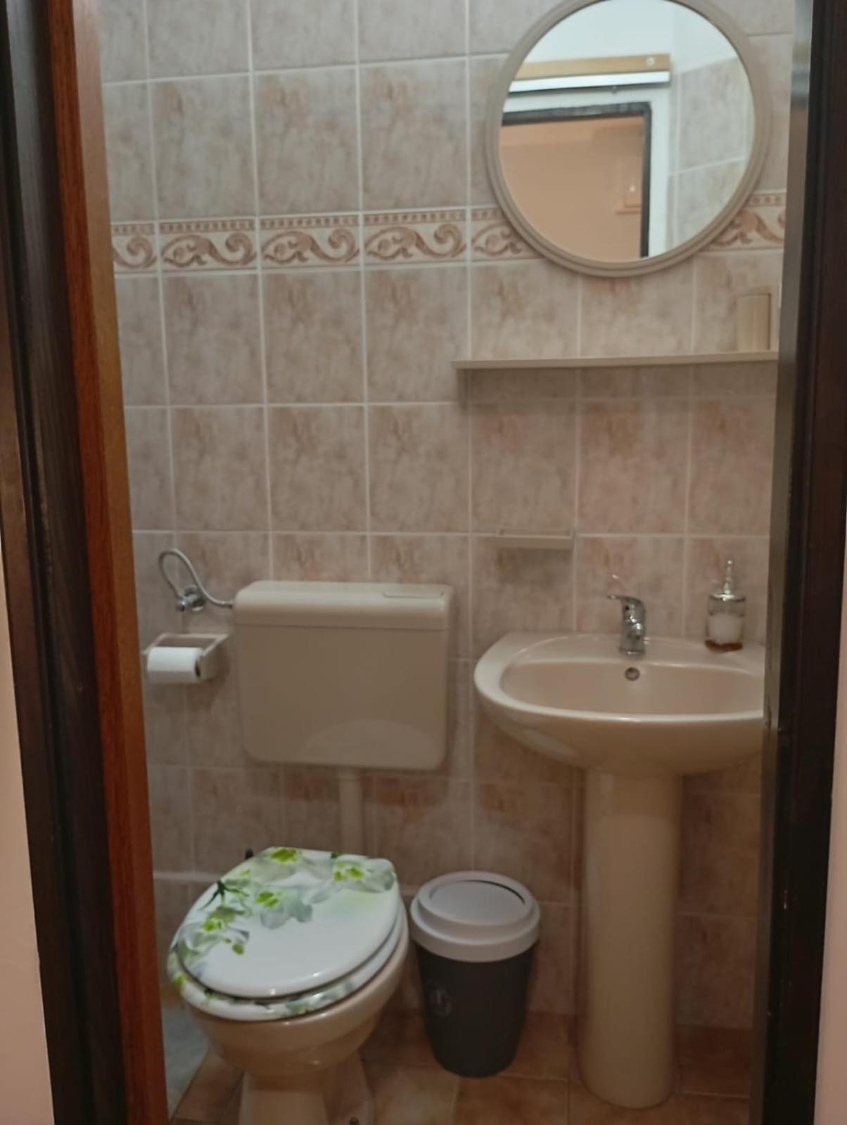 Rooms Helena Крк Экстерьер фото