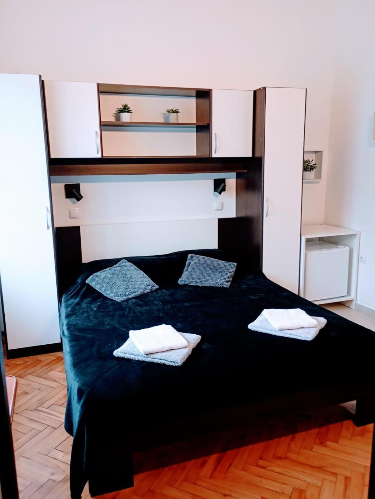 Rooms Helena Крк Экстерьер фото